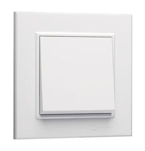 ÇERÇEVE TEKLİ BEYAZ KAREA